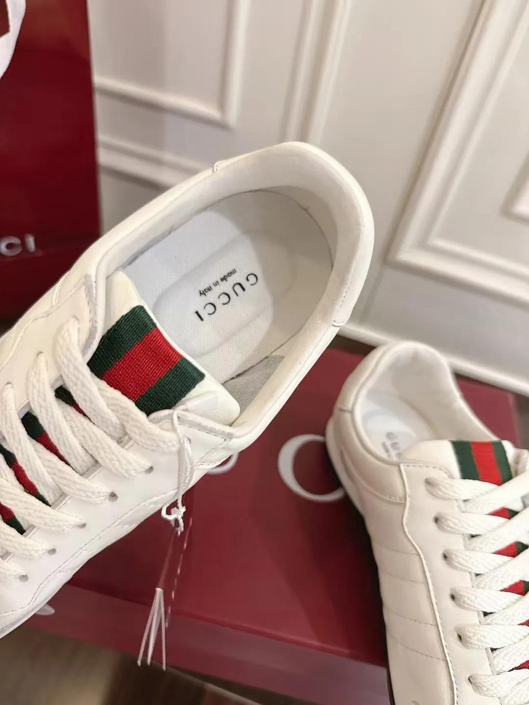 Men's Men's Shoes 💰440 [New Style] 🎍🎍Gucci - New Men's Shoes GUCCI [Lightning] The latest shoes are shipped. Original quality, fashionable, special material, sheepskin lining, brand new packaging. The foot feels super comfortable and the workmanship is impeccable. Size: 38-44 (45 can be customized